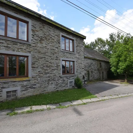 Spacious Stay, Feriehus Tenneville