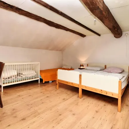 Characteristic Arden With Valley Views Holiday home